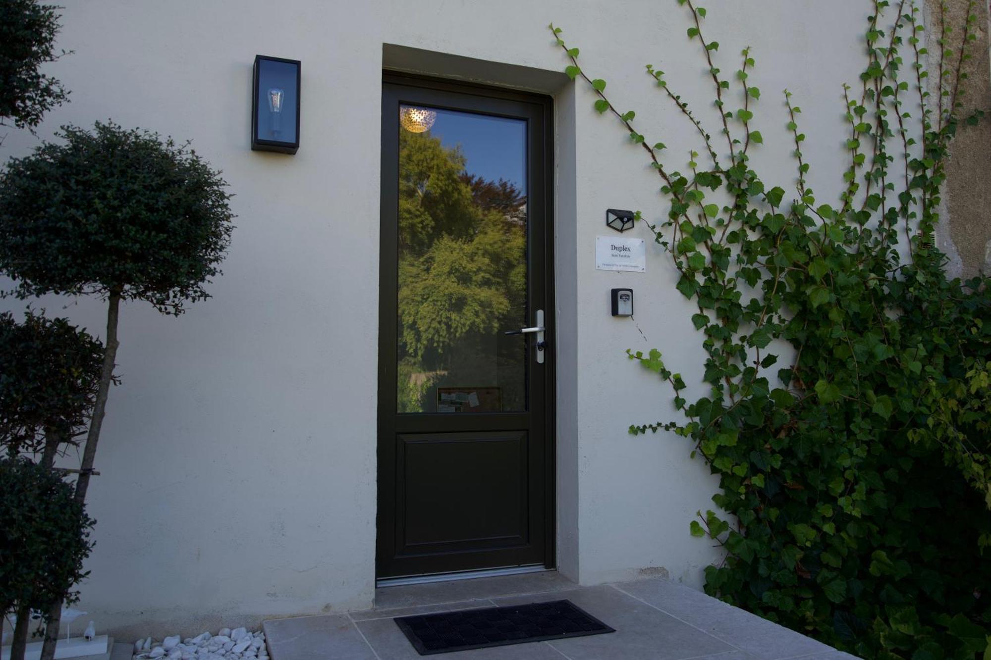 Appartements Domaine Gueguen Chablis Rom bilde